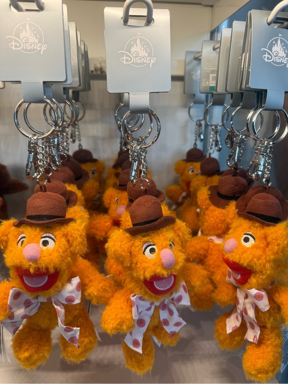 NWT 🏷️ | Disney Parks|MUPPETS |Orange Fozzie Bear Plush Keychain with Brown Hat